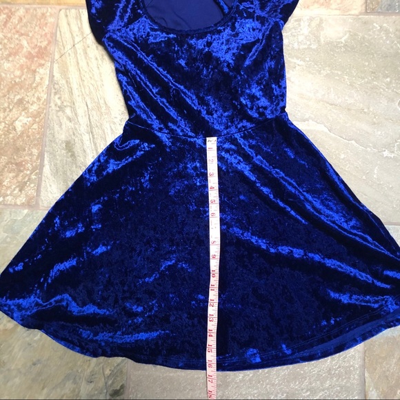 XXI Blue Velvet Dress - Picture 7 of 7